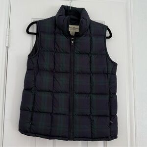 Eddie Bauer Dark Plaid Down Vest Size Medium Petite